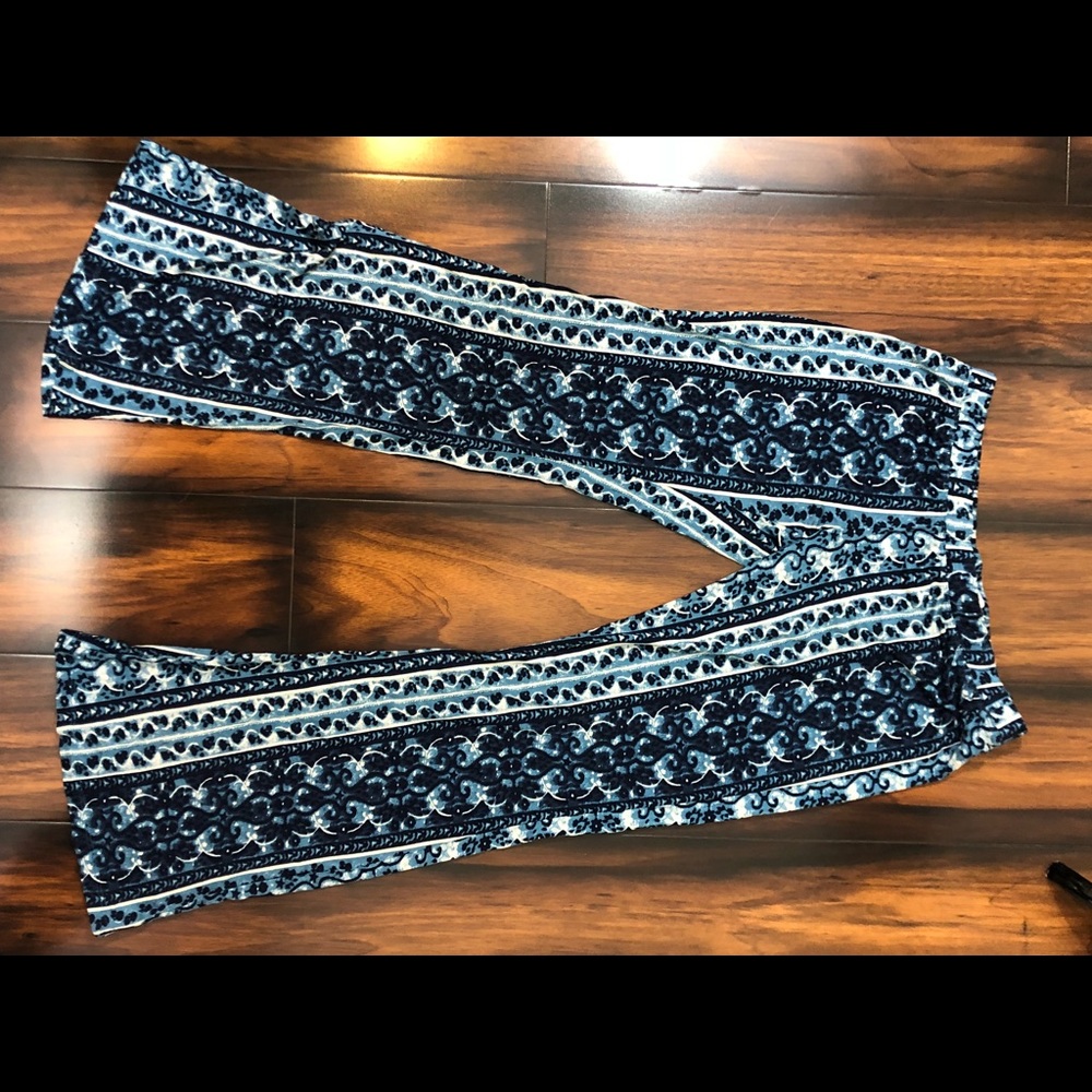 Mossimo patterned casual pants